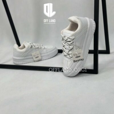 کفش روزمره مردانه برشکا سفید بندی bershka White