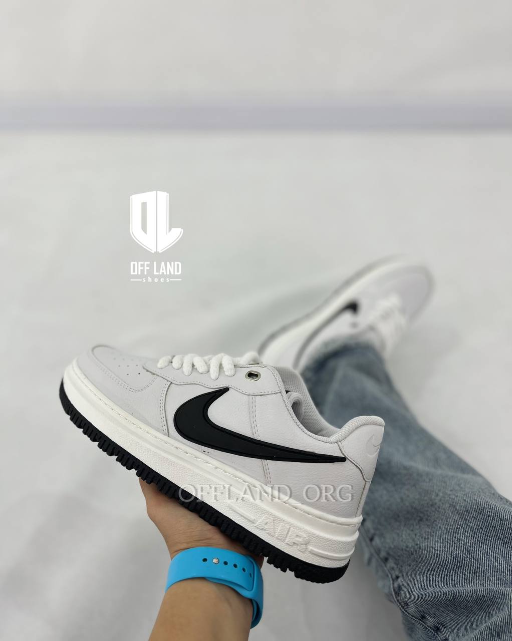 nike-air-force-1-white-black-sneakers کفش مردانه نایک ایر فورس سفید مشکی 1 air force