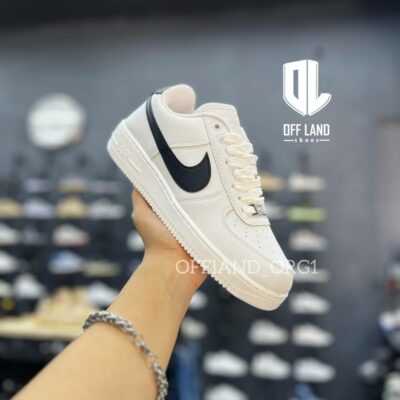 کفش زنانه نایک ایرفورس 1 سفید مشکی nike air force 1