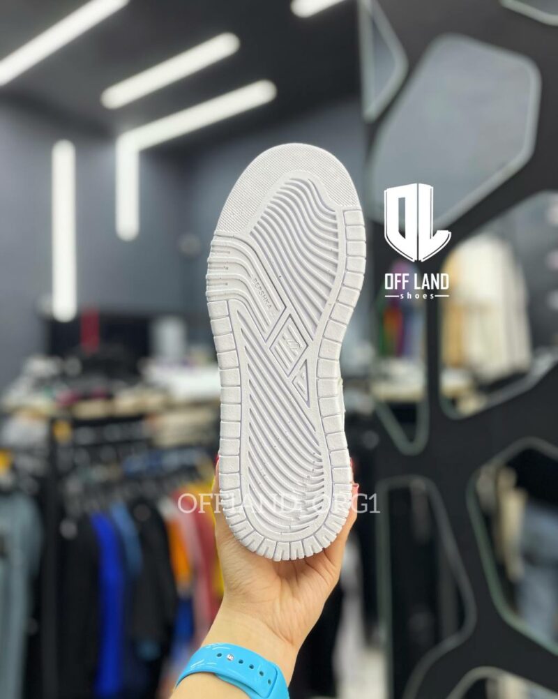 خرید کفش روزمره مردانه برشکا سفید bershka