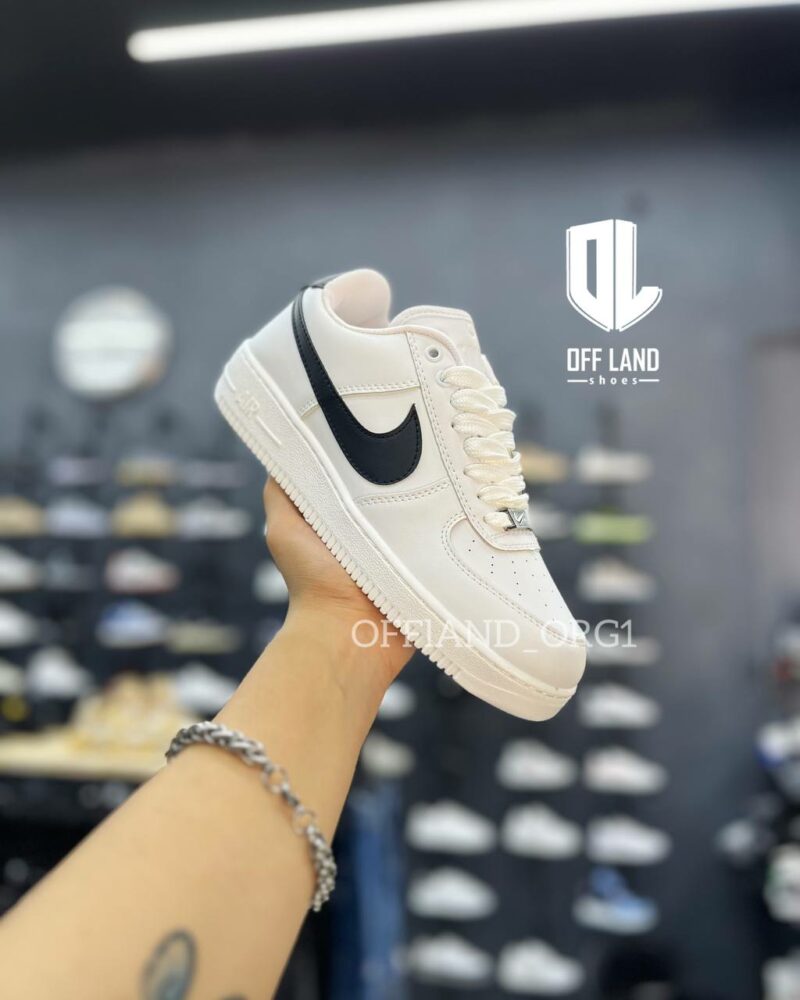 کفش زنانه نایک ایرفورس 1 سفید مشکی nike air force 1