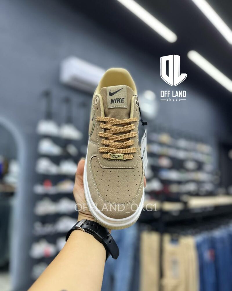 کفش مردانه نایک ایرفورس 1 قهوه ای سفید nike air force 1